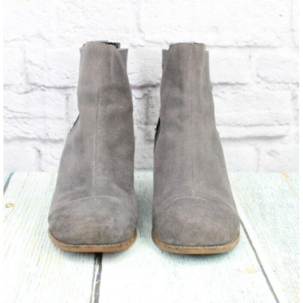 Toms Gray Suede Slip On Block Heel Chelsea Ankle Boots Size 10 - Picture 4 of 9